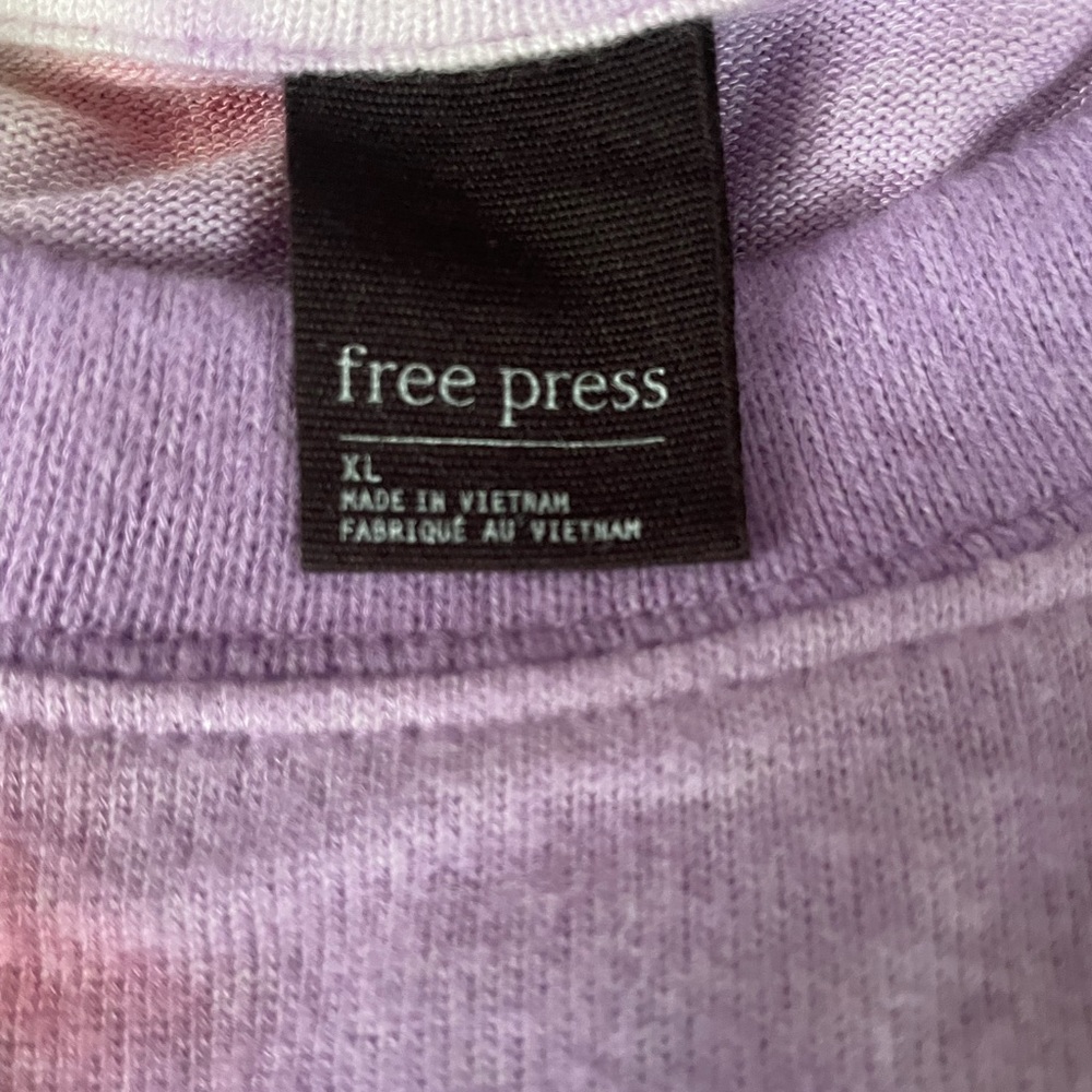 Free Press sweatshirt - Picture 2 of 2